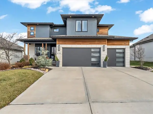 8793 Greeley Street, Lenexa, KS 66227