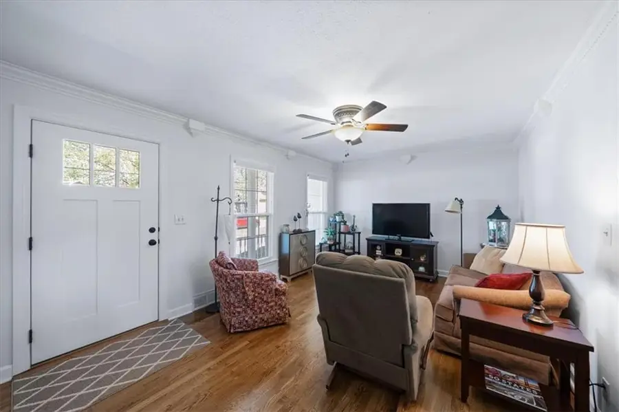 5321 Walmer Street, Mission, KS 66202 - #3