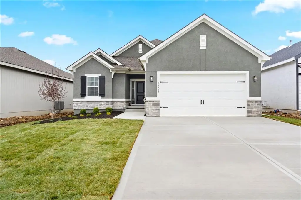 15301 W 173rd Terrace, Olathe, KS 66062 - Image #1