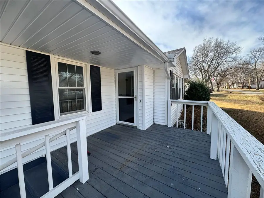 433 E 3rd Street, Adrian, MO 64720 - Image #3