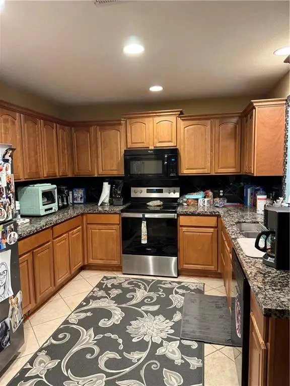 21032 Millridge Street, Spring Hill, KS 66083 - Image #3