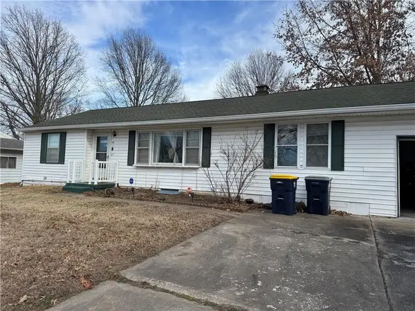 3011 Ashland Ridge Road, Kansas City, MO 64129