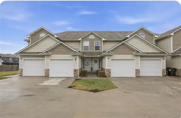 21089 Millridge Street, Spring Hill, KS 66083