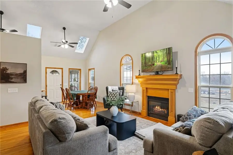 511 Santa Fe Drive, Gower, MO 64454 - Image #3