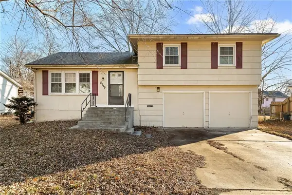 8715 Kentucky Avenue, Raytown, MO 64138