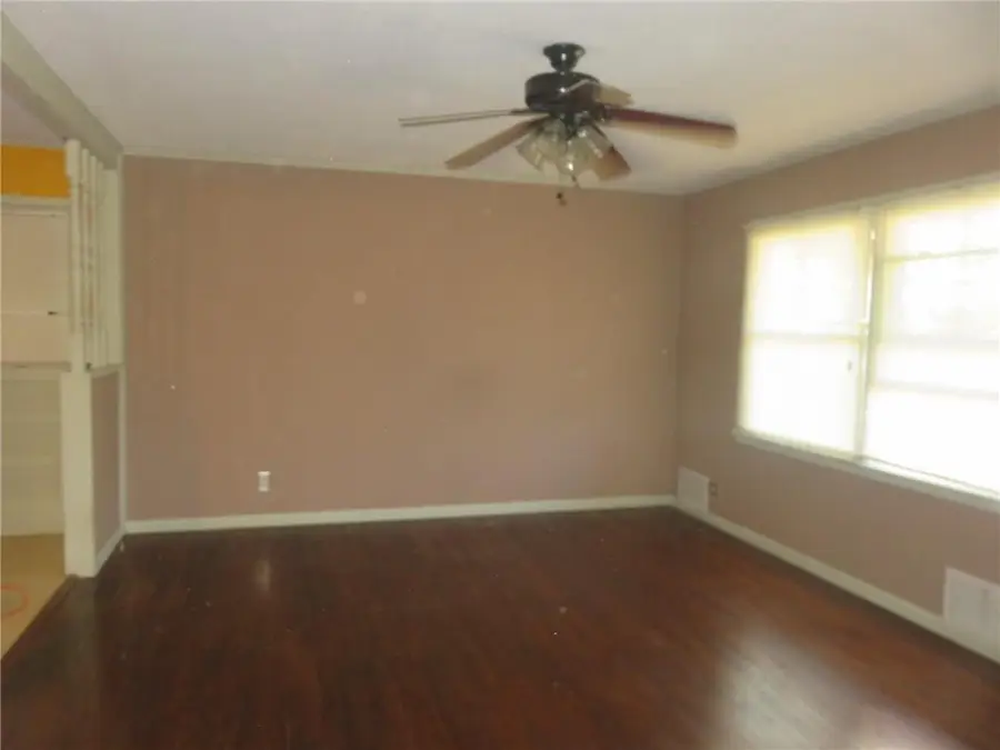 114 N Emerson Street, Kansas City, MO 64119 - Image #2