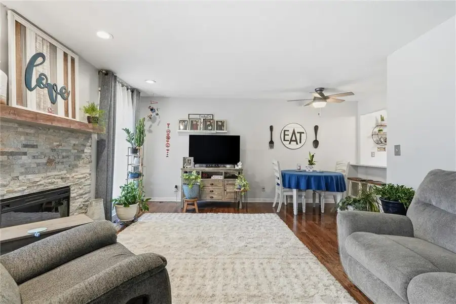 7131 Robinson Street, Overland Park, KS 66204 - Image #3