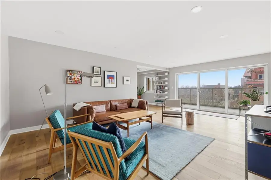 310 W 49th Street #805, Kansas City, MO 64112 - Image #3