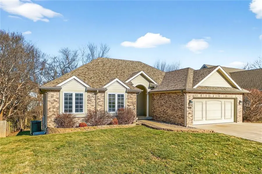 5509 Long View Drive, Saint Joseph, MO 64503 - Image #2