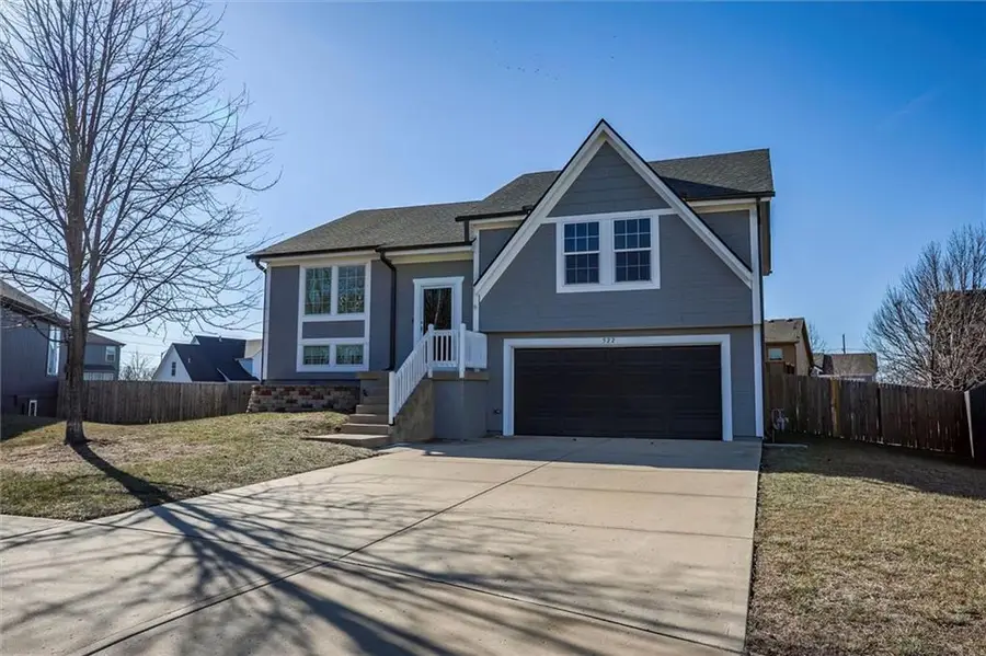 522 N Pine Court, Gardner, KS 66030 - Image #2