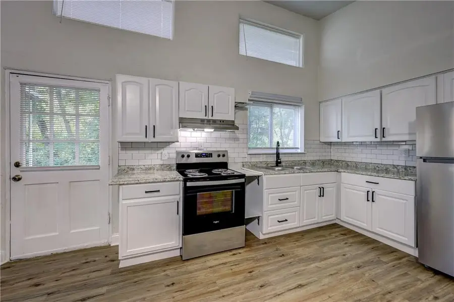 10914 Bennington Avenue, Kansas City, MO 64134 - #3