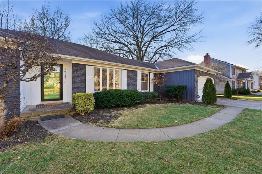 7713 W 100th Place, Overland Park, KS 66212 - Image #3