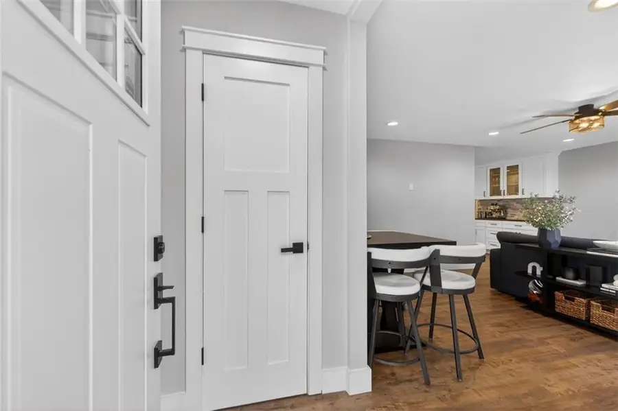 2517 W 76th Street, Prairie Village, KS 66208 - Image #2