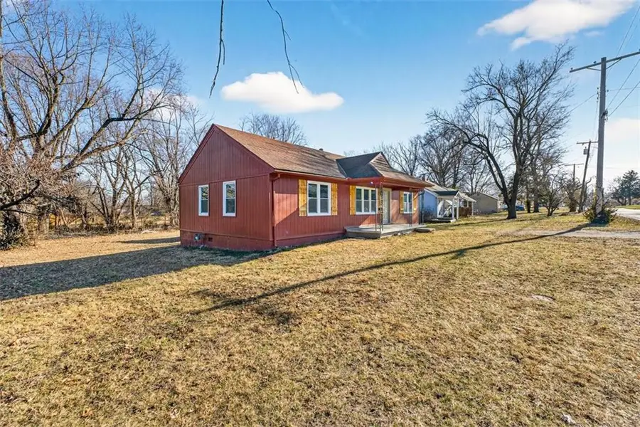 403 SE Howard Avenue, Lees Summit, MO 64063 - Image #3