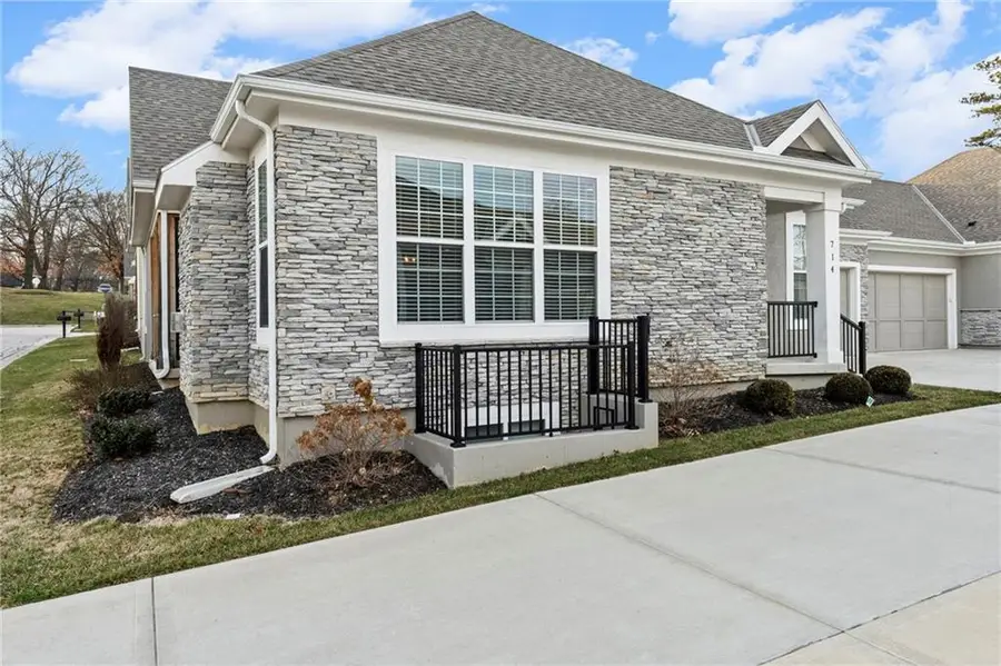 714 E 110th Terrace, Kansas City, MO 64131 - Image #2
