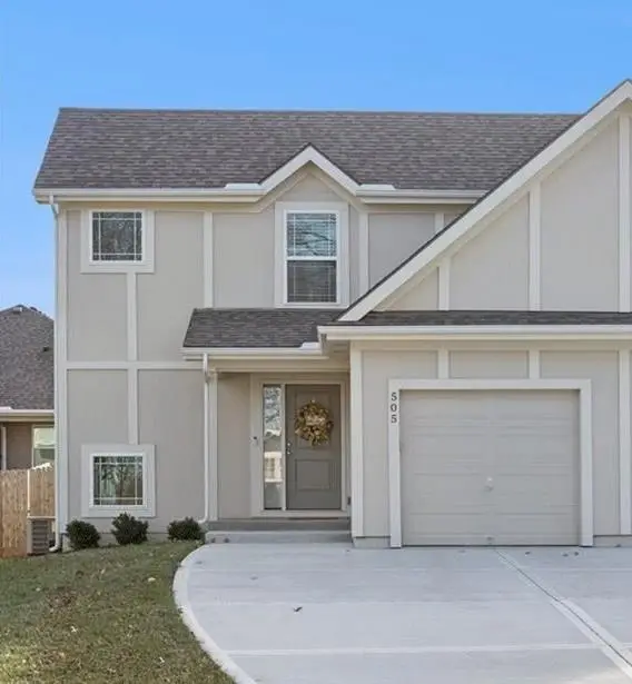 505 W Smith Street, Spring Hill, KS 66083