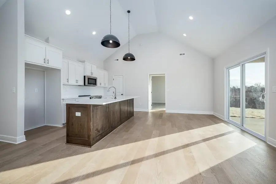 1528 N 157th Lane, Basehor, KS 66007 - Image #2