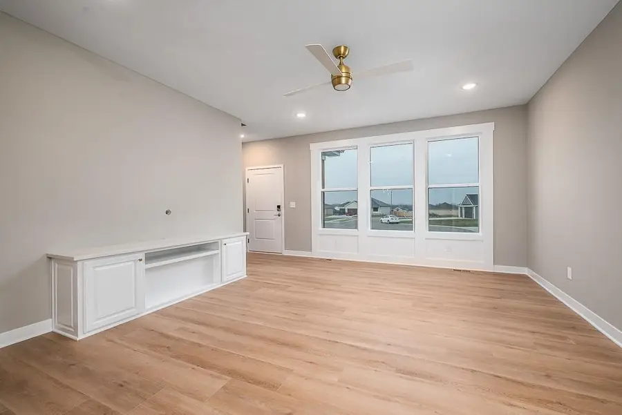 15650 Sheridan Court, Basehor, KS 66007 - Image #3