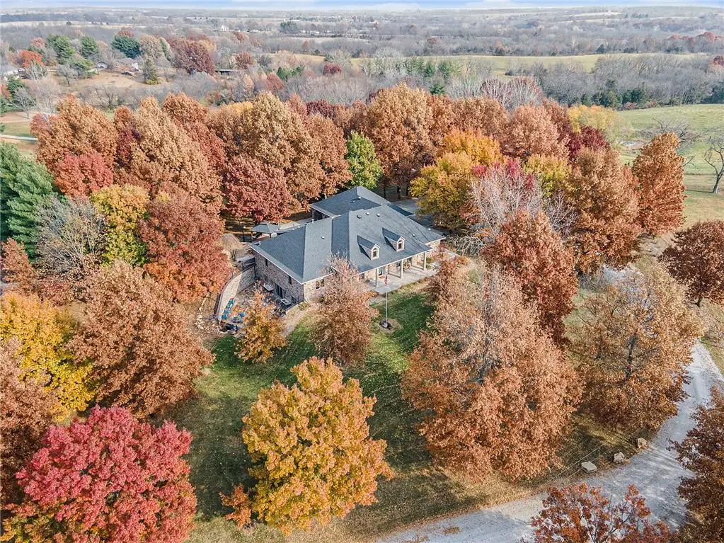 19845 S Ridgely Road, Edgerton, MO 64444 - Image #1