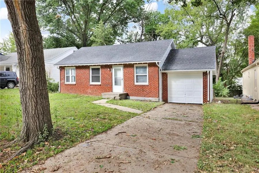 7406 Tracy Avenue, Kansas City, MO 64131 - Image #3