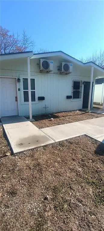 3235 College Avenue, Kansas City, MO 64128