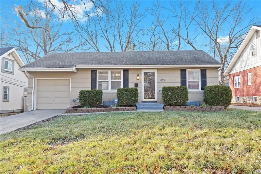 825 E 75th Street, Kansas City, MO 64131 - Image #1