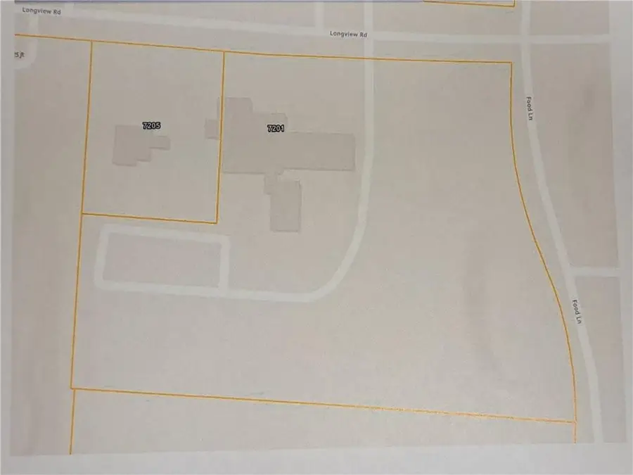 7205 Longview Road, Kansas City, MO 64134 - #2