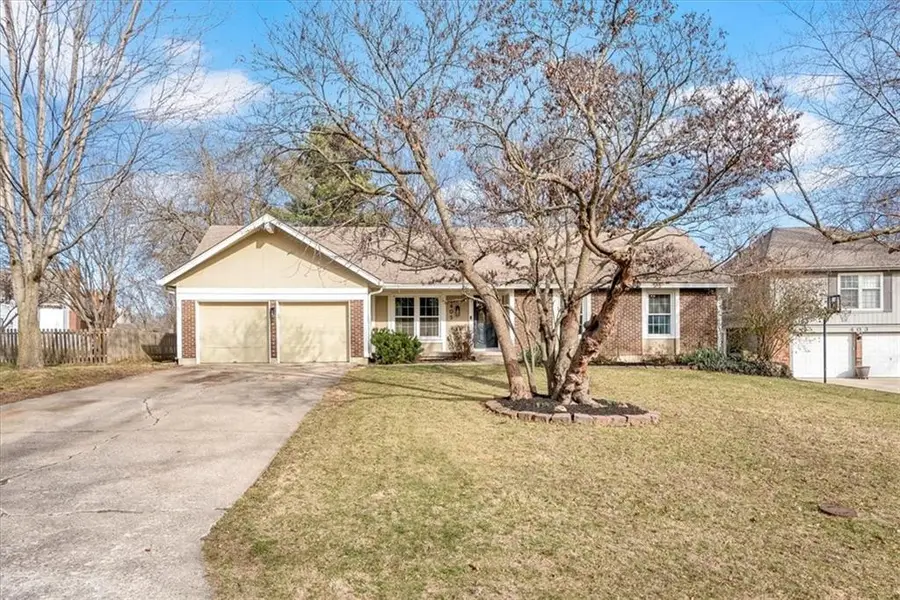 405 NE Dogwood Lane, Lees Summit, MO 64086 - #3