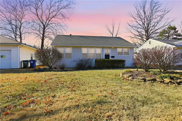 1029 Highland Drive, Lawrence, KS 66044