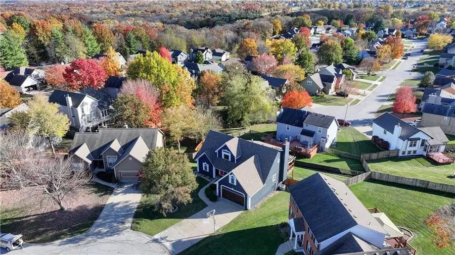 1005 NE Scenic Court, Lees Summit, MO 64064 - Image #2