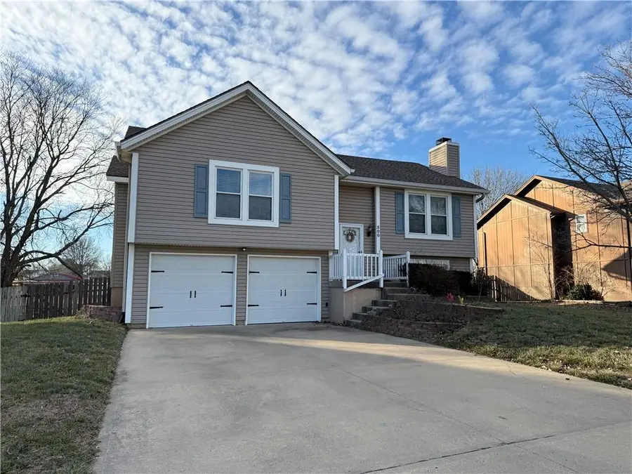 800 20th Avenue S, Greenwood, MO 64034 - Image #2