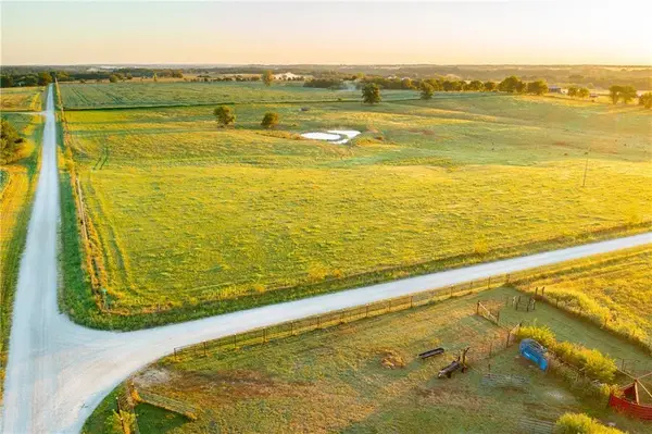 000 (A-3) Se 401st Street, Leeton, MO 64761