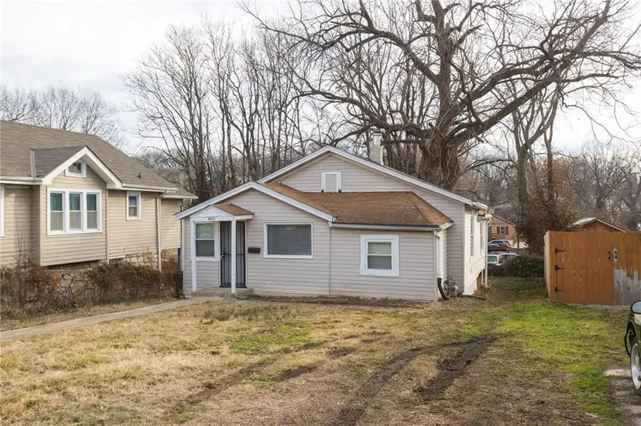 4411 Monroe Avenue, Kansas City, MO 64130 - #2