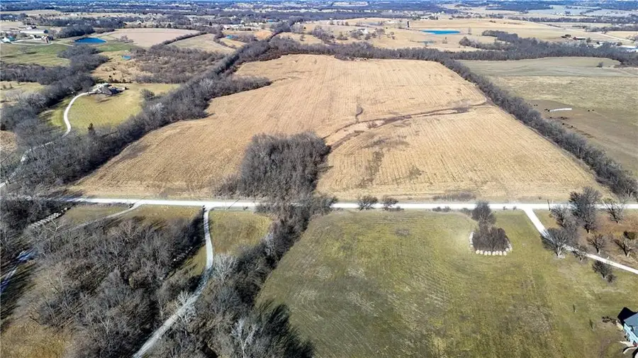 2784 W 231st Street, Bucyrus, KS 66013 - Image #2