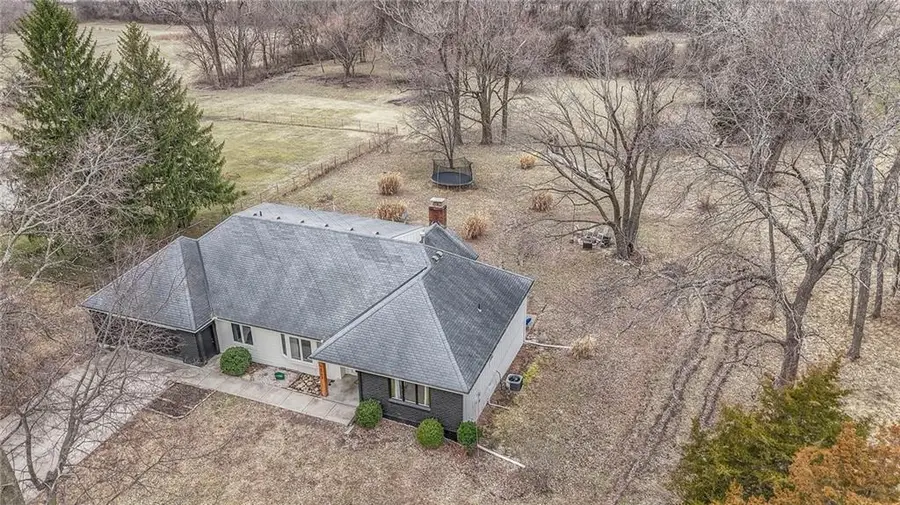 14102 Denver Avenue, Grandview, MO 64030 - #2