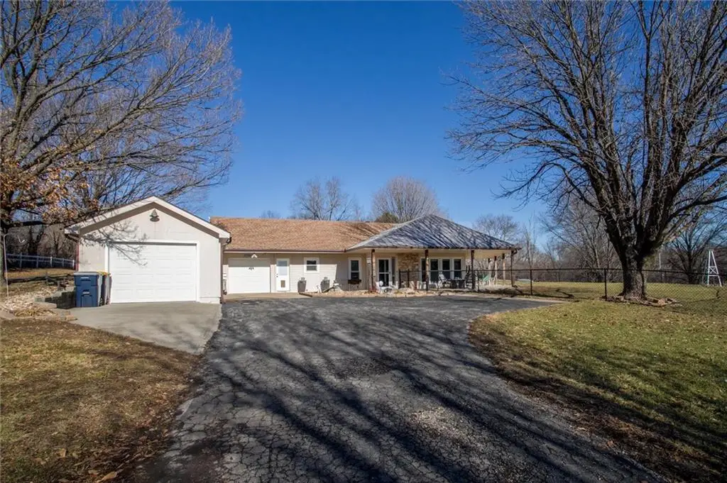 9601 112th Street, Kansas City, MO 64157 - Image #1