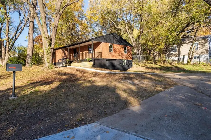 2917 Englewood Terrace, Independence, MO 64052 - Image #3