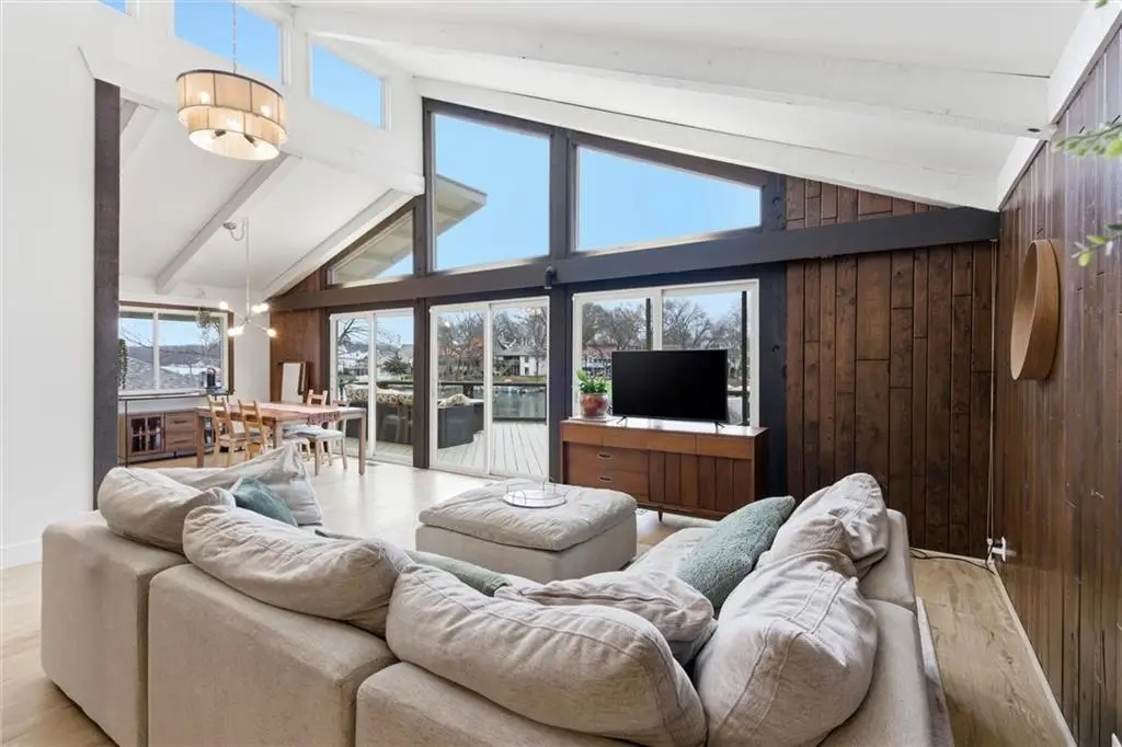 33 Anchor Drive, Lake Tapawingo, MO 64015 - #1