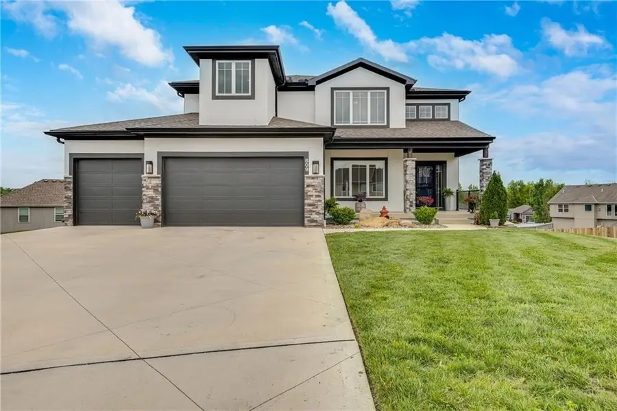 809 N Maple Court, Lone Jack, MO 64070 - Image #2