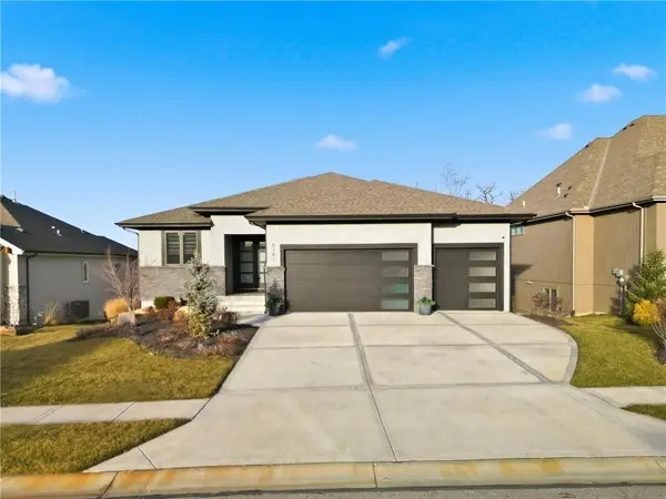 8181 Valley Road, Lenexa, KS 66220