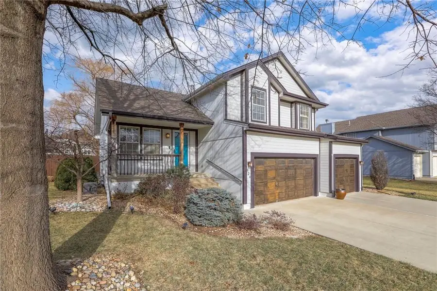 824 SE 13th Street, Lees Summit, MO 64081 - Image #2