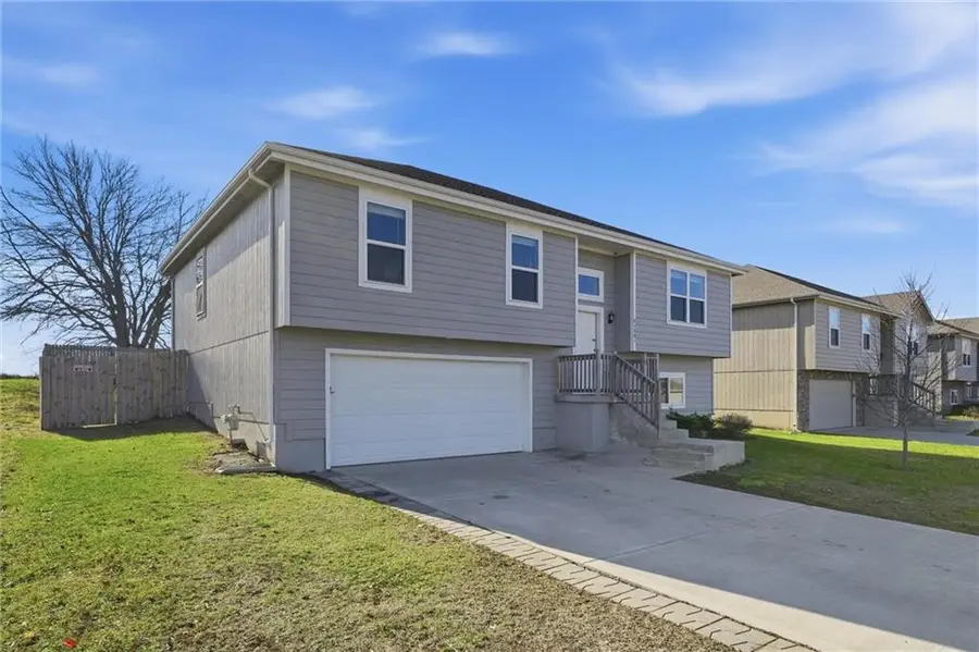 21291 W 219th Street, Spring Hill, KS 66083 - Image #3