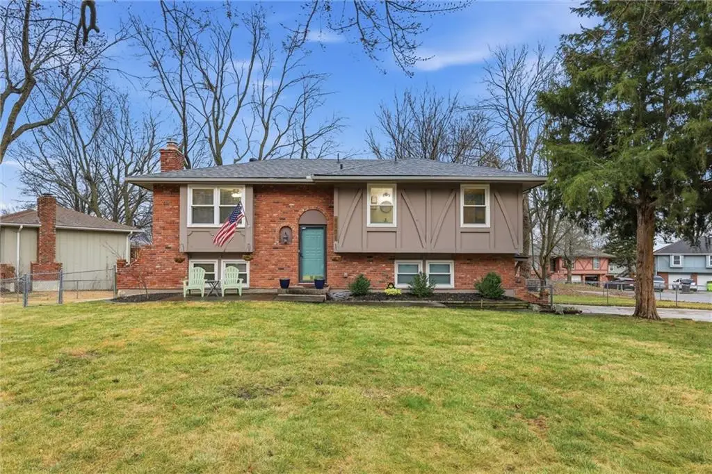 8001 Bel Ray Drive, Belton, MO 64012 - Image #1