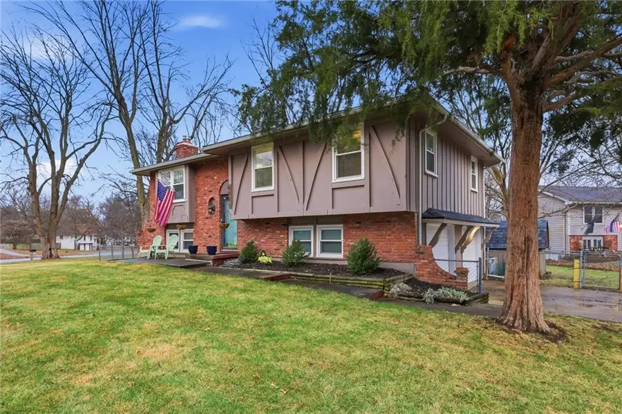 8001 Bel Ray Drive, Belton, MO 64012 - Image #2