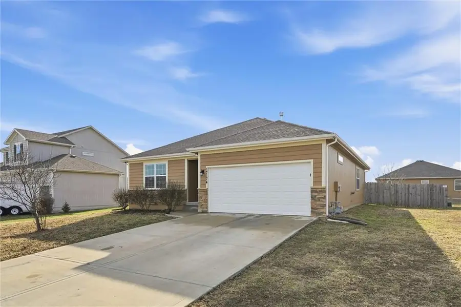 17174 S Pratt Street, Gardner, KS 66030 - Image #2