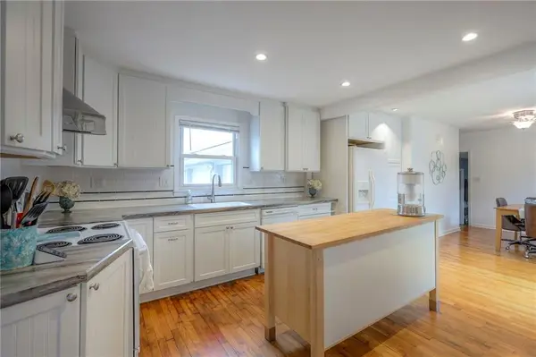 12701 10th Street, Grandview, MO 64030