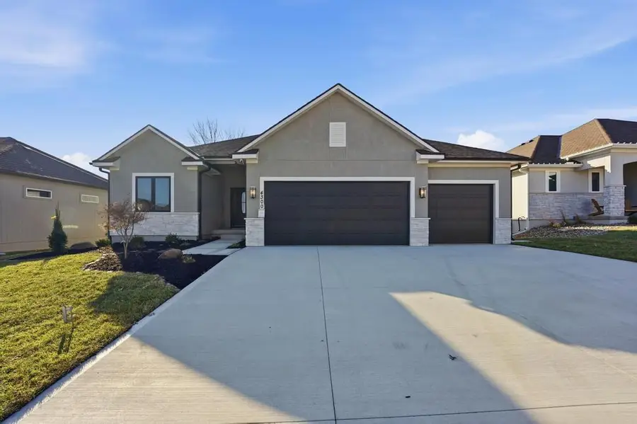 4300 NE Hideaway Drive, Lees Summit, MO 64064 - Image #3