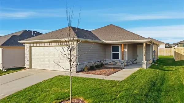 509 W Bluebird Street, Gardner, KS 66030