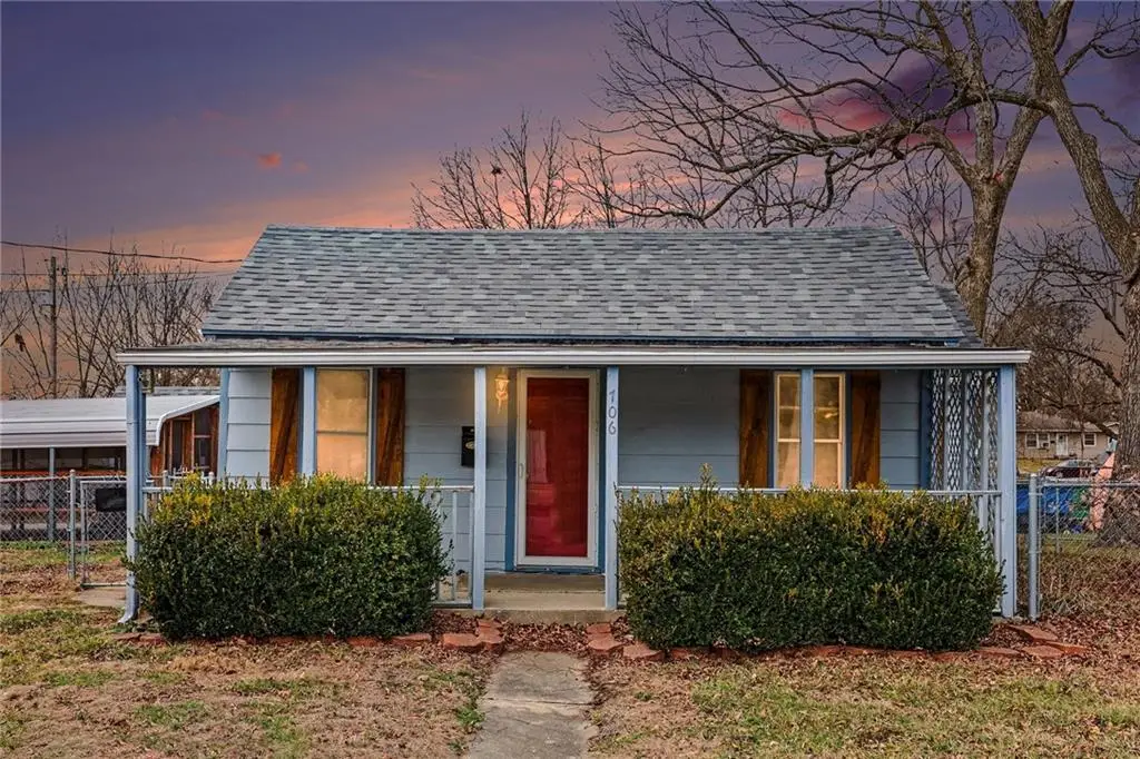 706 S Butler Drive, Harrisonville, MO 64701 - Image #1