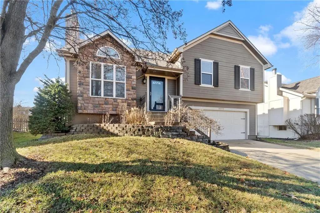 16372 S Sunset Street, Olathe, KS 66062 - Image #1